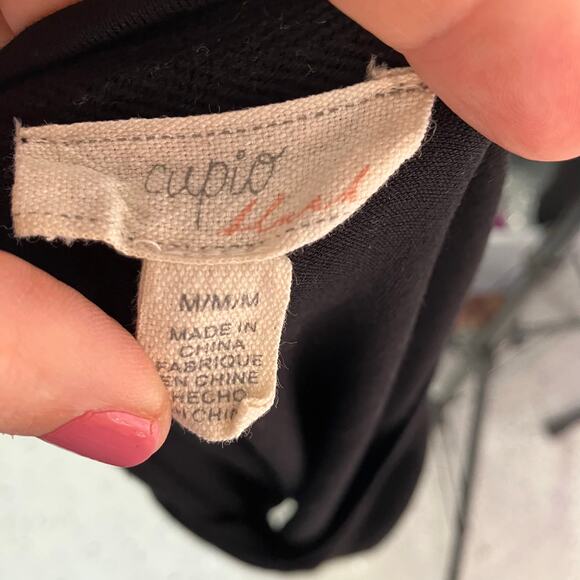 Cupio Black V-Neck Tunic‎ Tee Shirt Womens M Soft Stretch Short Sleeve Basic Top - Picture 8 of 12